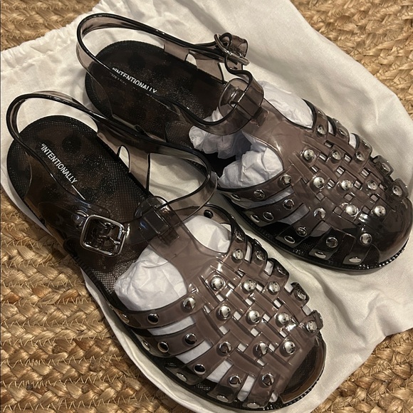 New • Intentionally Blank Studded Ellery Jellies - Picture 6 of 9